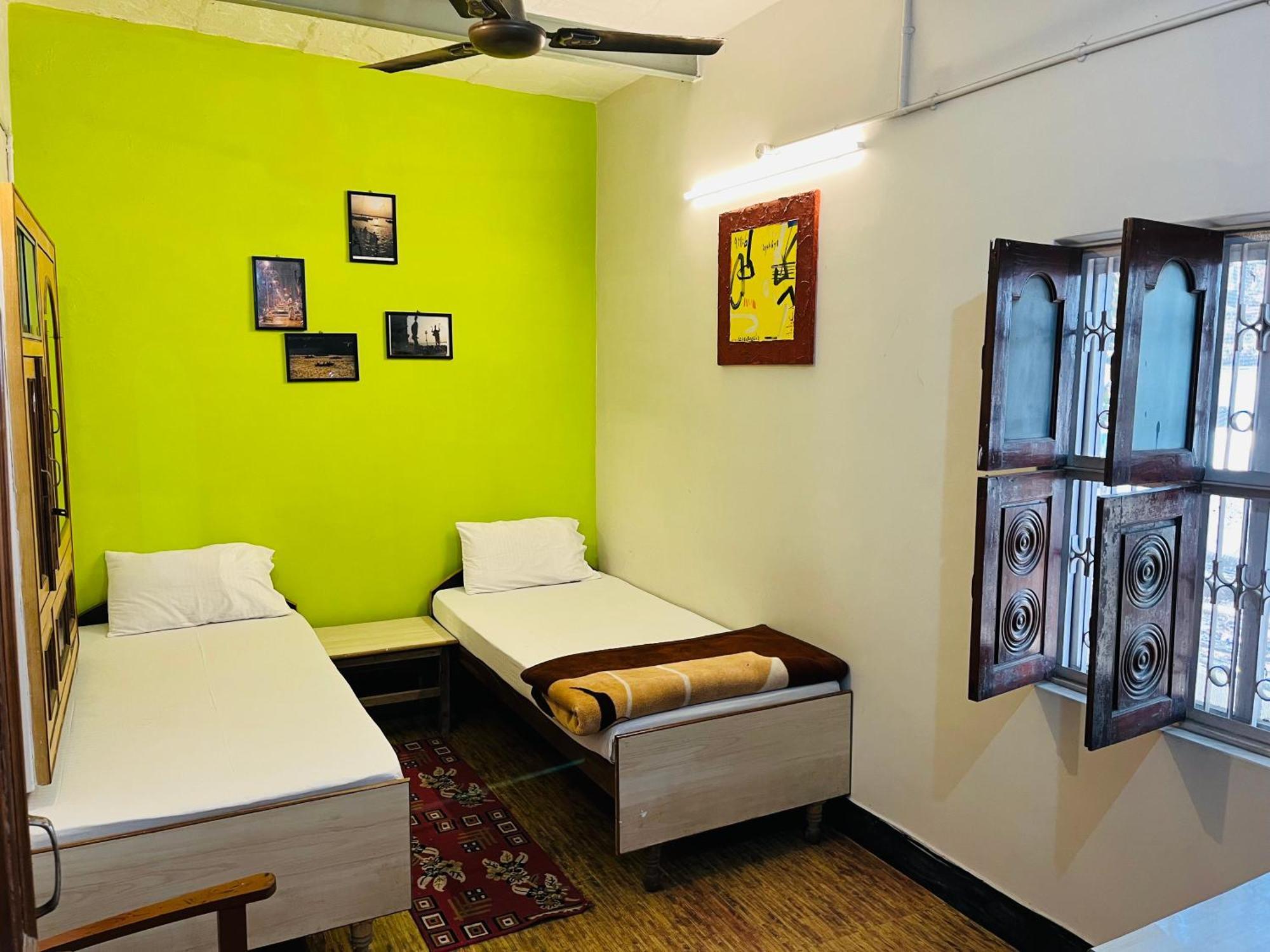 You And I Cafe Varanasi Exterior photo